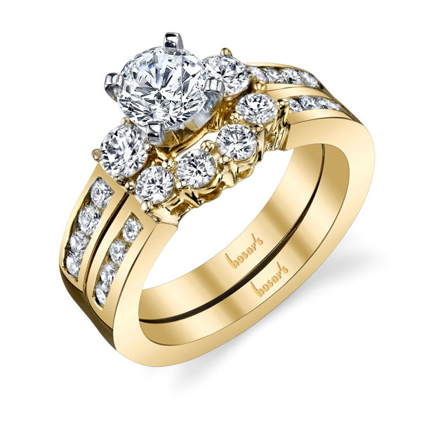 14Kt Yellow Gold Classic 3 Stone Diamond Engagement Ring
