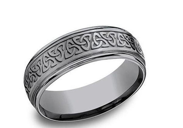 7mm Grey Tantalum band with a Celtic Knot Triangle Pattern