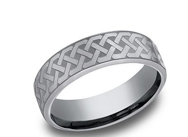 6.5mm wide Tantalum Band with a Celtic Knot Pattern