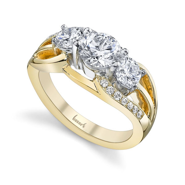14kt Yellow Gold Exquisite Three Stone Diamond Ring