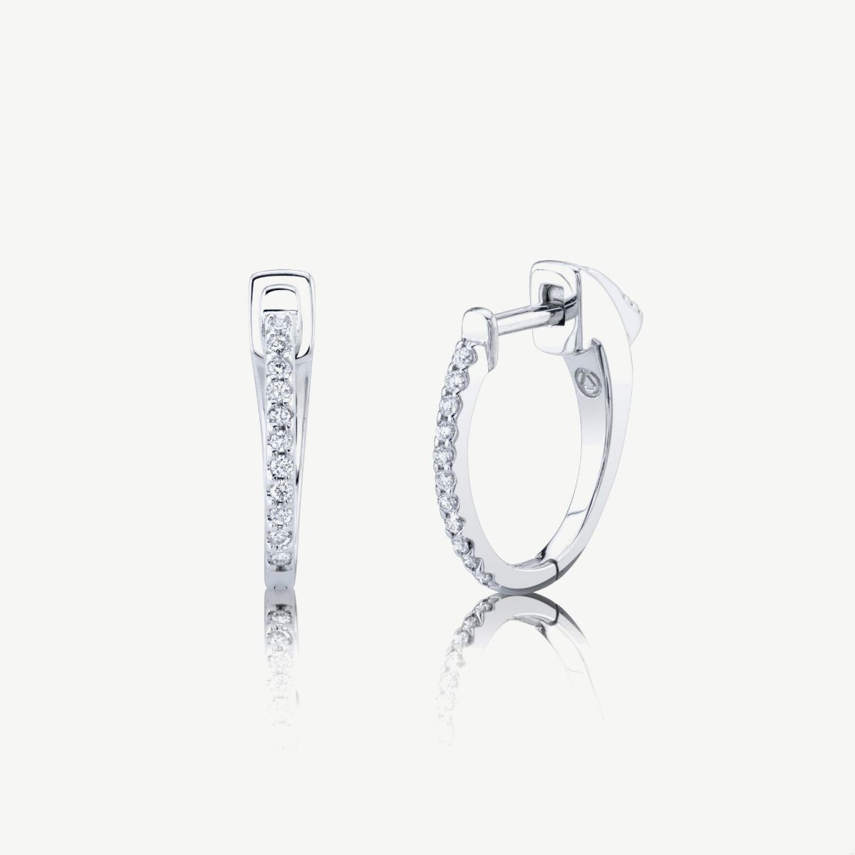 Picture of 14K Gold Diamond Hoop Earrings with Oval Shape and Shared Prong Set 22-1.00mm Round Diamonds