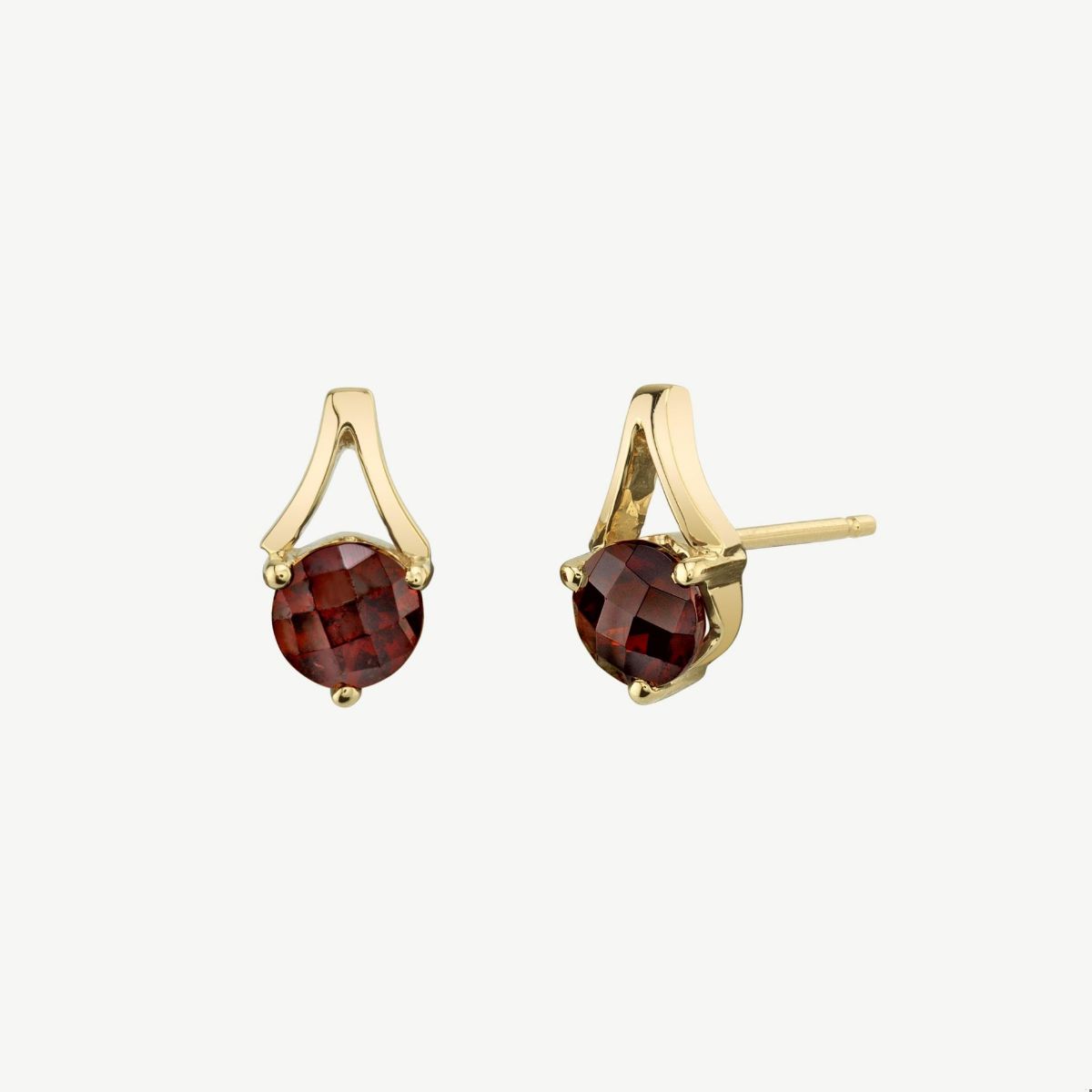 Picture of 14K Yellow Gold Pyrope Garnet Earrings